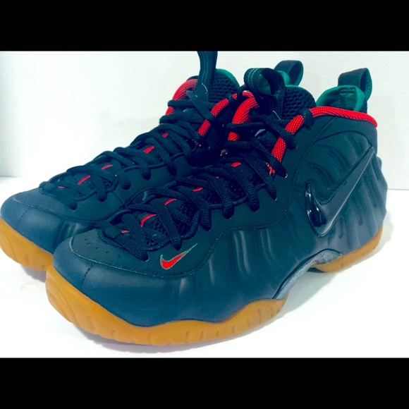 Nike Air Foamposite Gucci 624041-004 Sz 11 Black Red Green - Picture 3 of 9